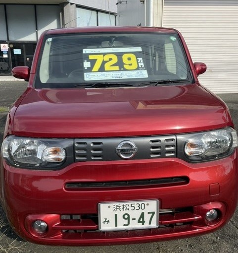 展示車　日産キューブ